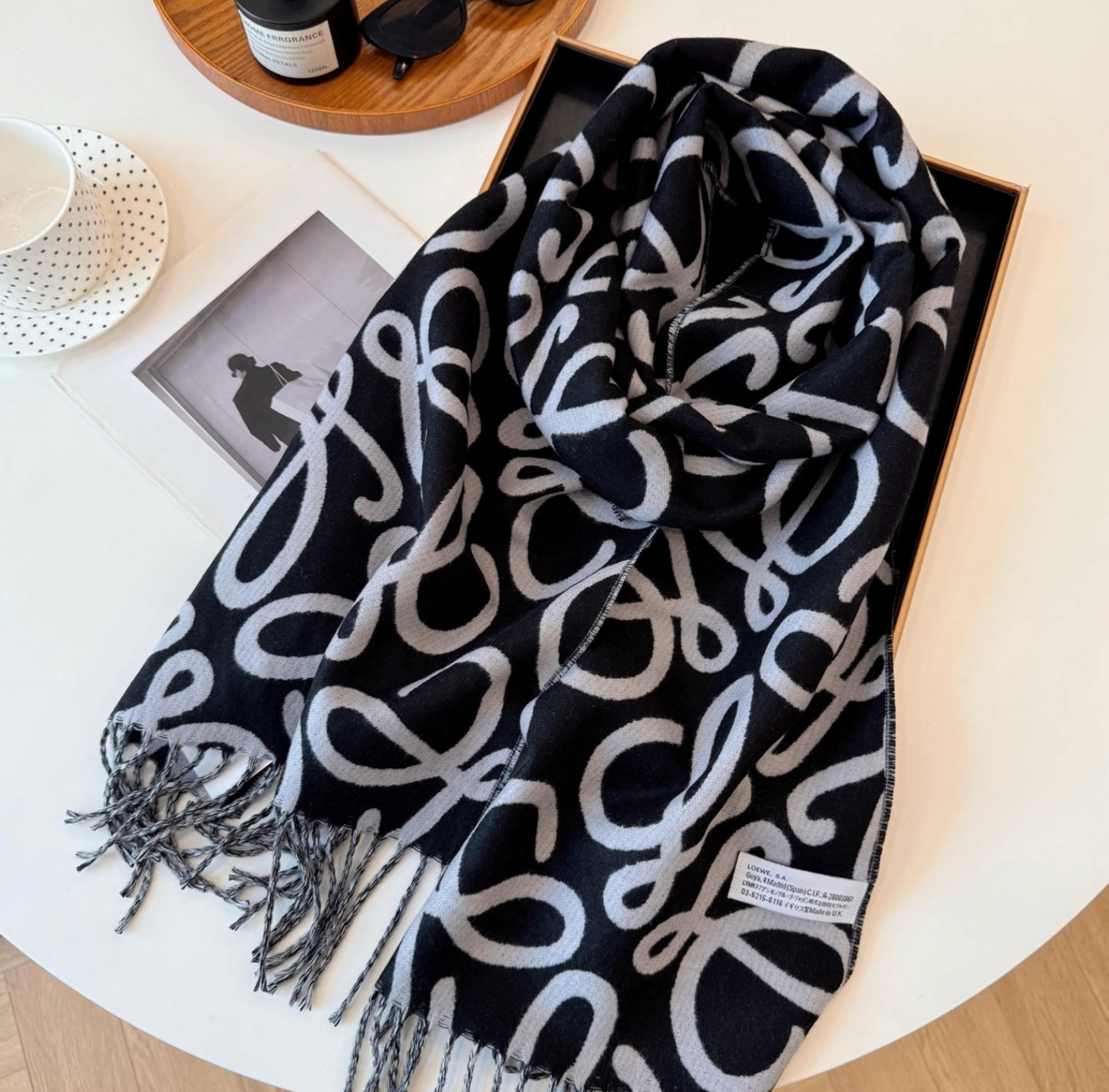 Bufanda Loewe Monogram