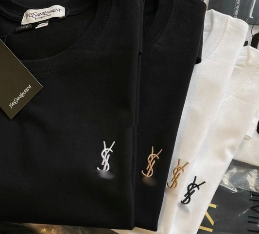 Camisa YSL Súper Básica (Mini Logo en el Corazón)